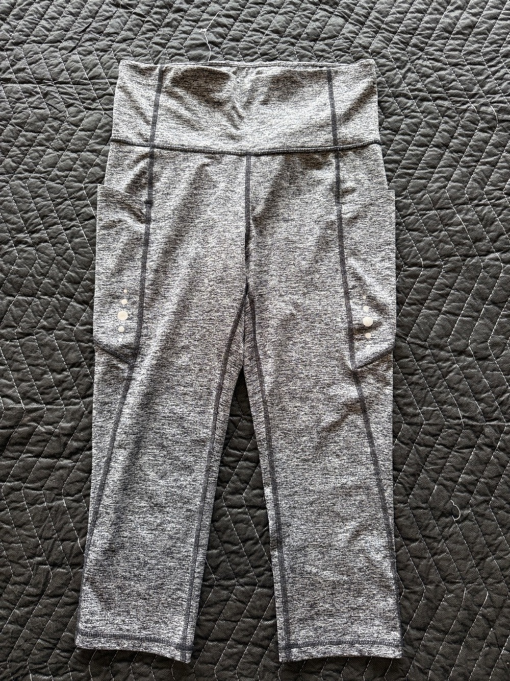 Xersion Gray High-Waist Capris Leggings with Pockets